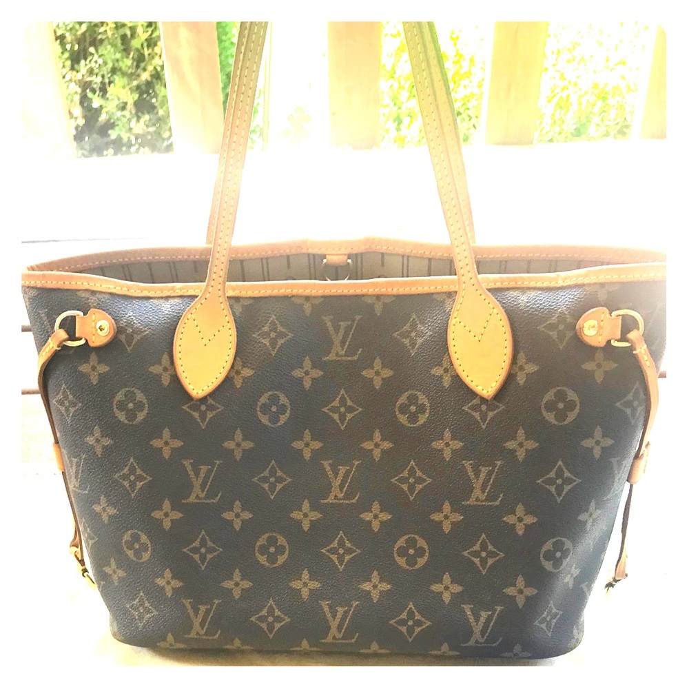 ⚜️LV Neverfull PM ⚜️